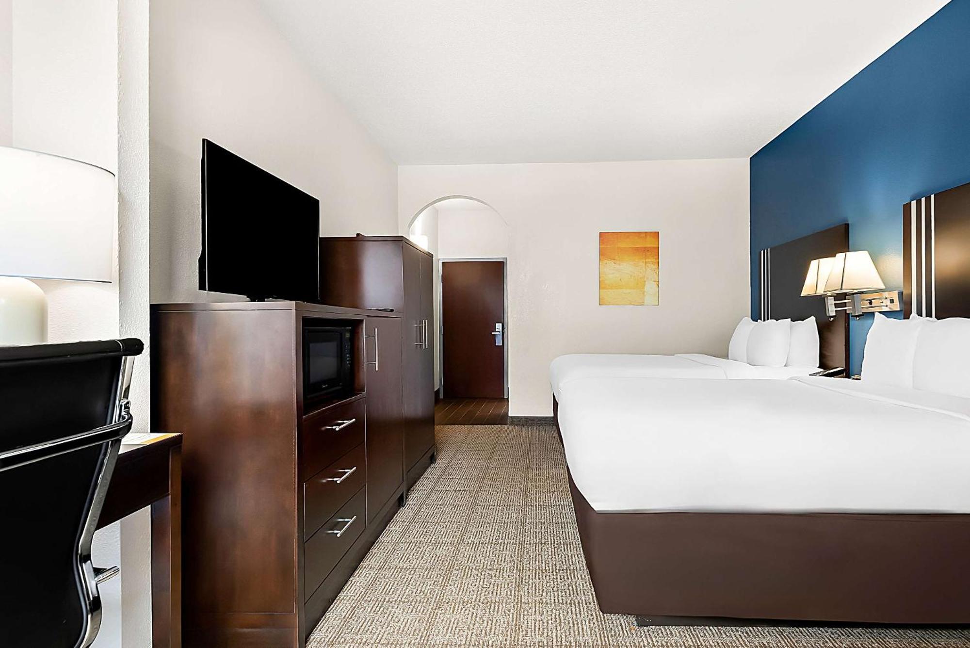 Comfort Suites New Orleans East Exterior foto